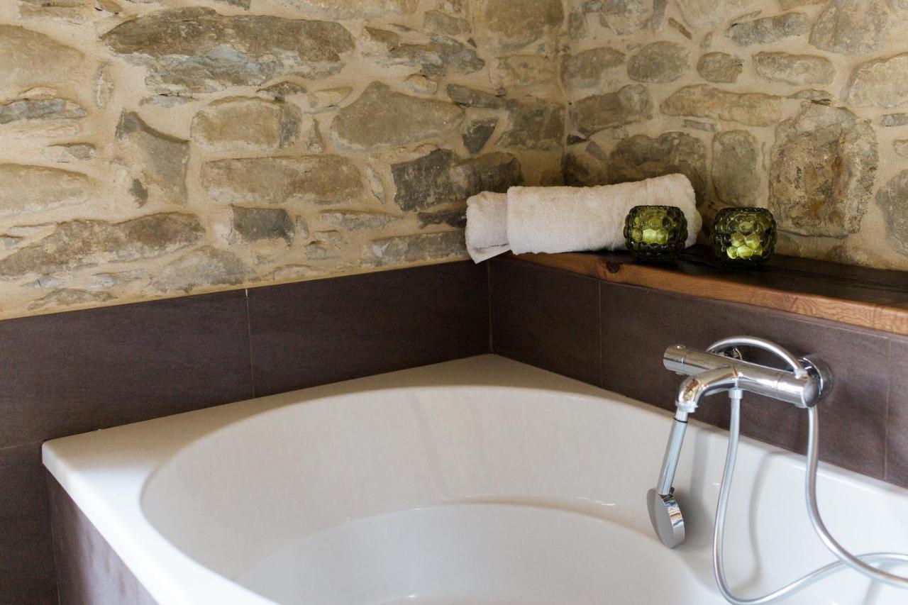 B&B Barbaia Levice Bagian luar foto