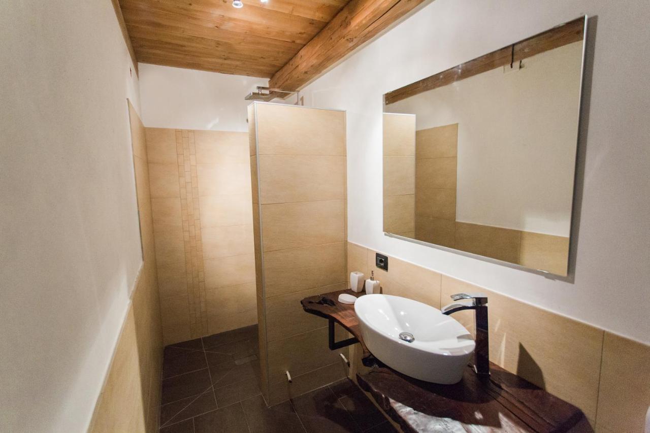 B&B Barbaia Levice Bagian luar foto